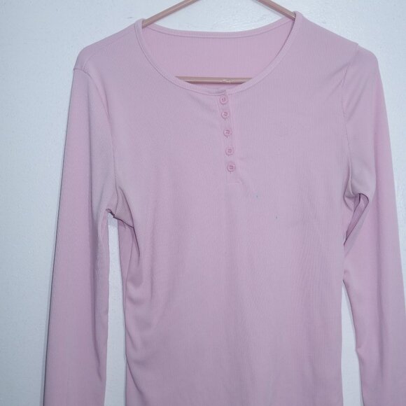 Women's Top - Picture 2 of 4